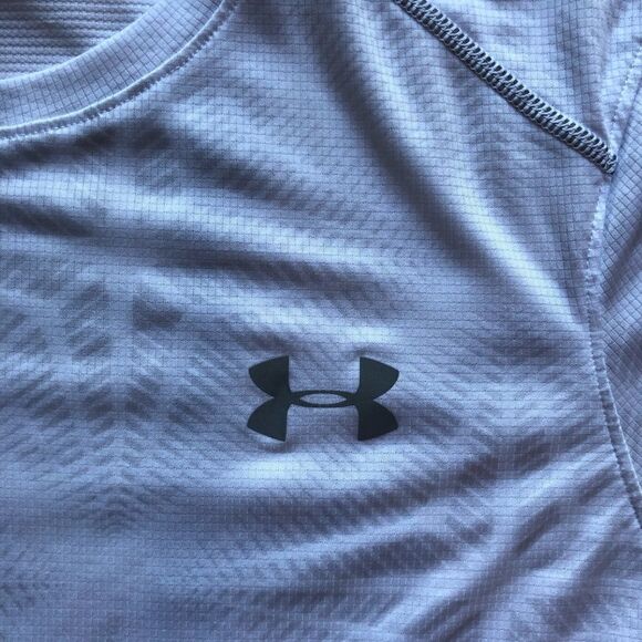 Under Armour Heat Gear Short sleeve shirt, white and silver Small NWOT - Picture 4 of 6